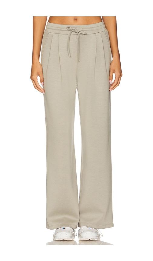 port de bras alessa sweatpant in sage.