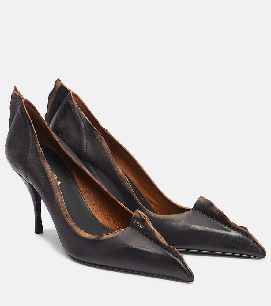prada antiqued 85 leather pumps