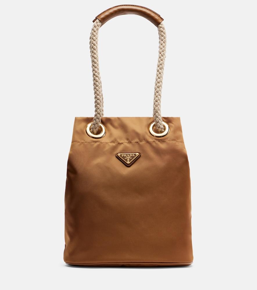 prada prada mariner re