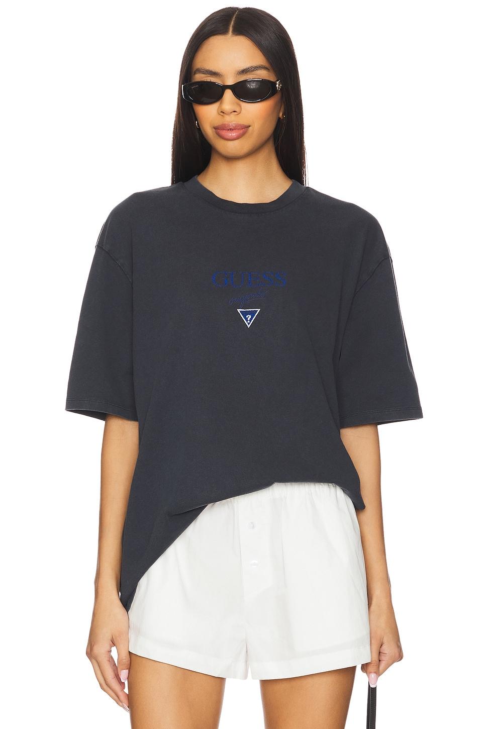printed baker logo tee