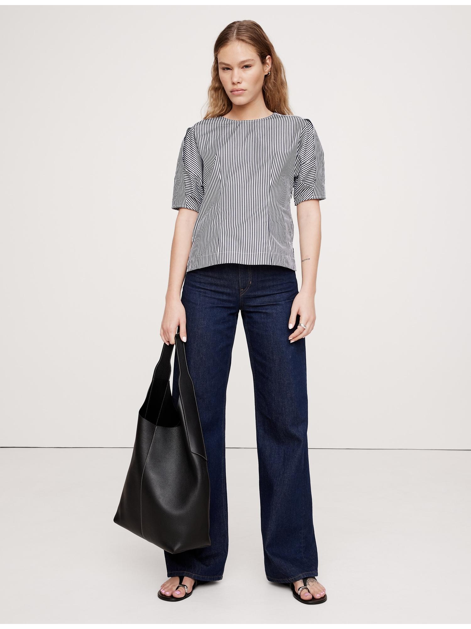 puff-sleeve poplin top