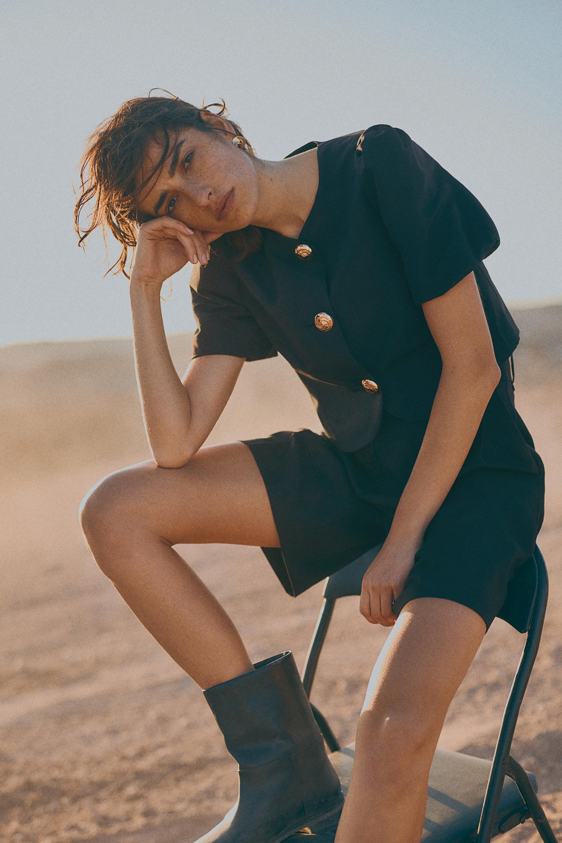 puff-sleeved blouse