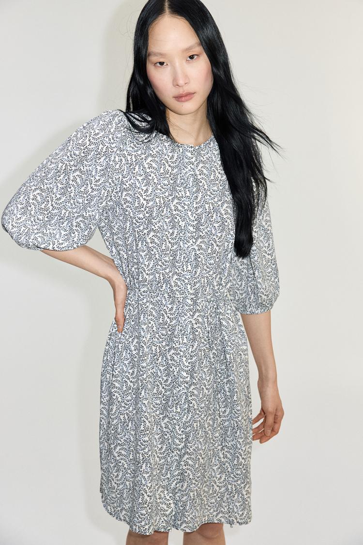 puff-sleeved dress