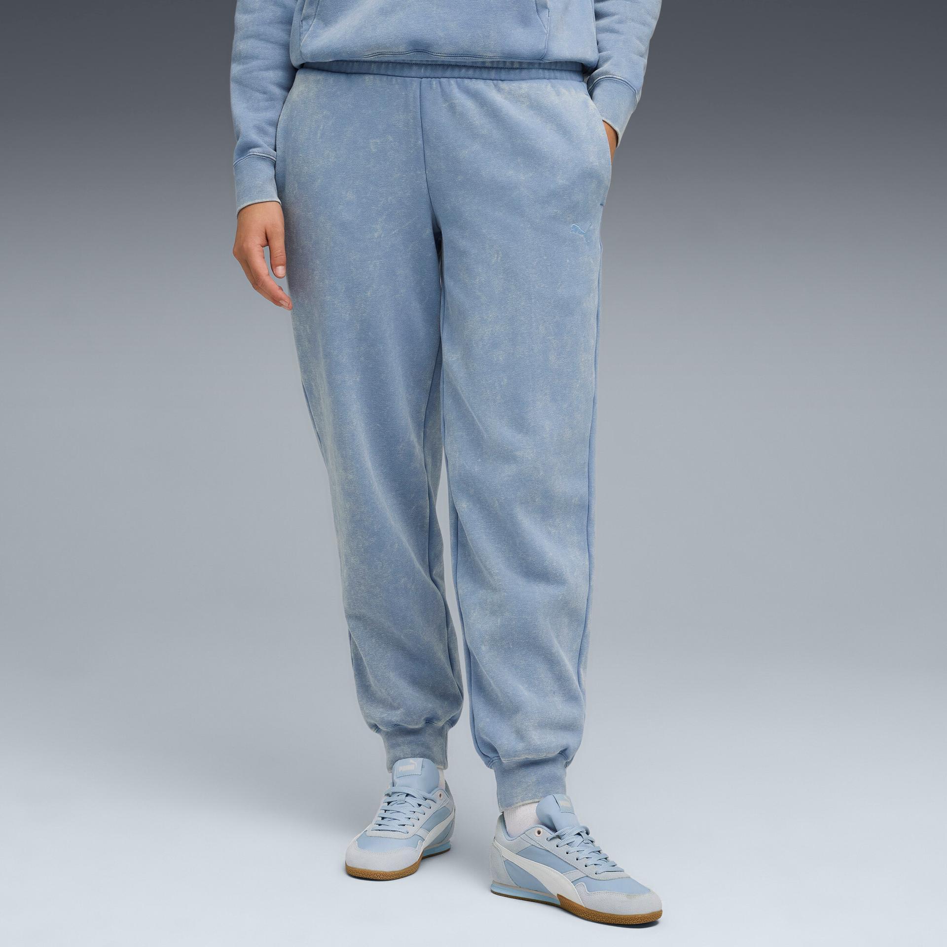puma elevated essentials acid wash women's fleece sweatpants in blue, size xxs