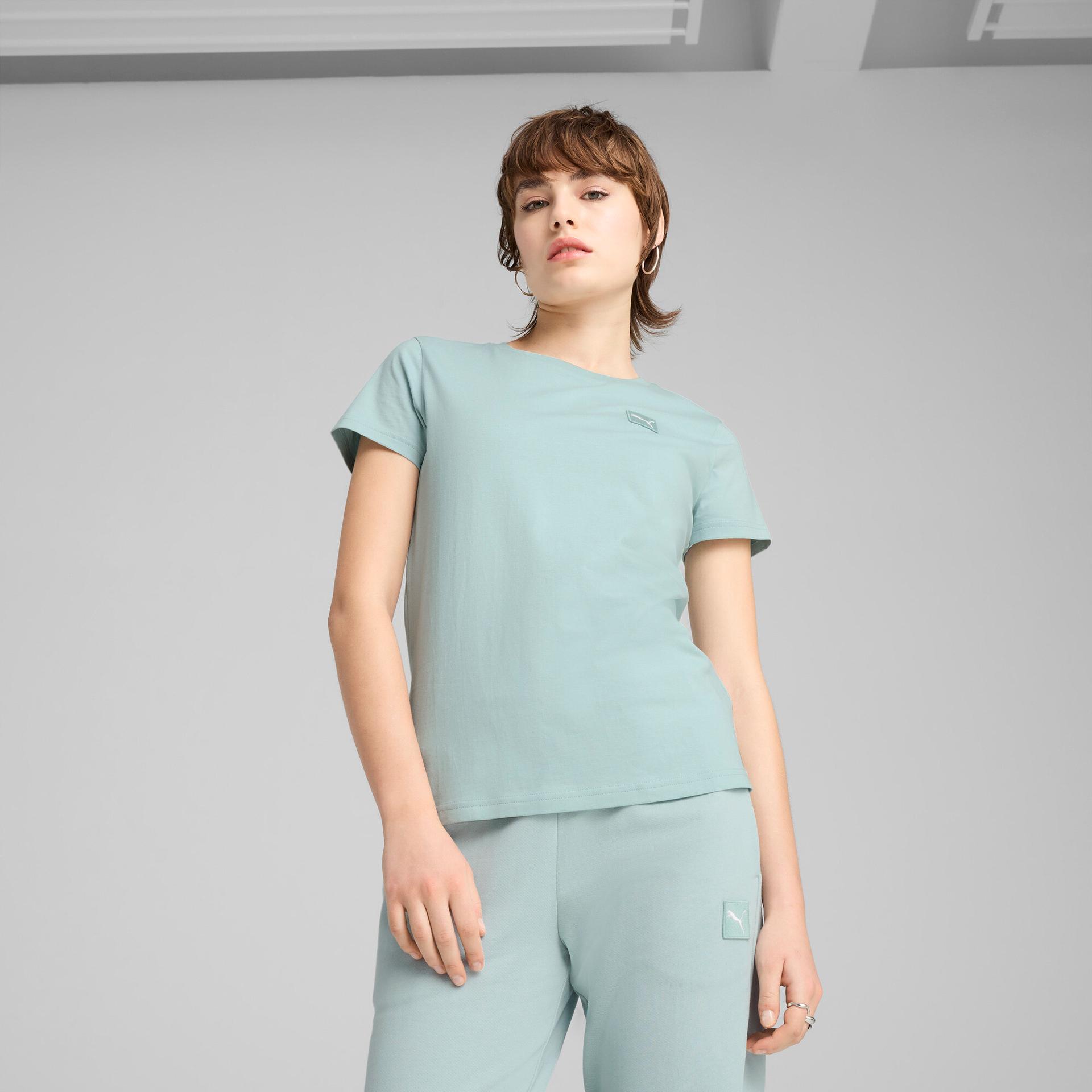 puma elevated essentials women's t-shirt in green, size xxs