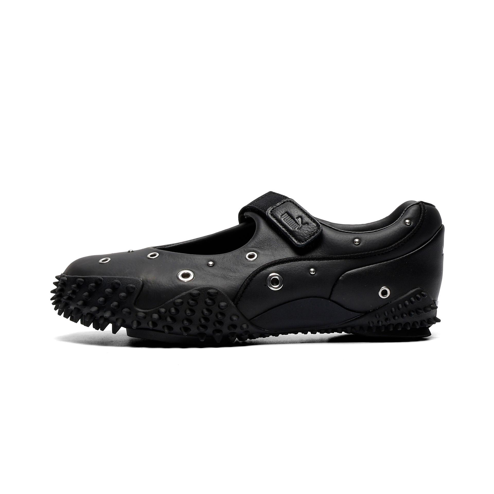 puma mostro fey studs women's sneakers in black, size 6