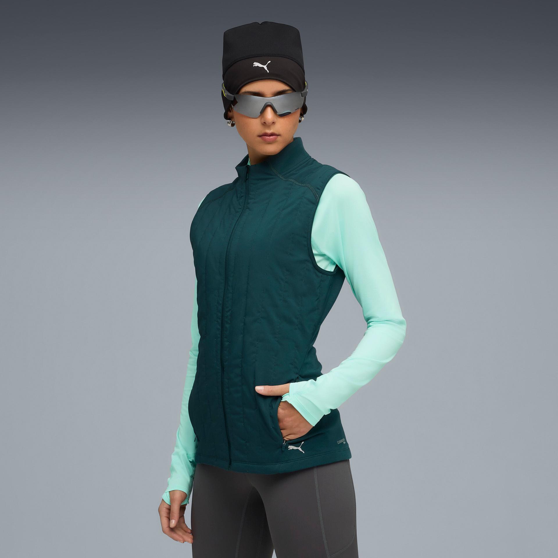 puma run cloudspun ultra soft women's primaloftâ® running vest in green, size xs