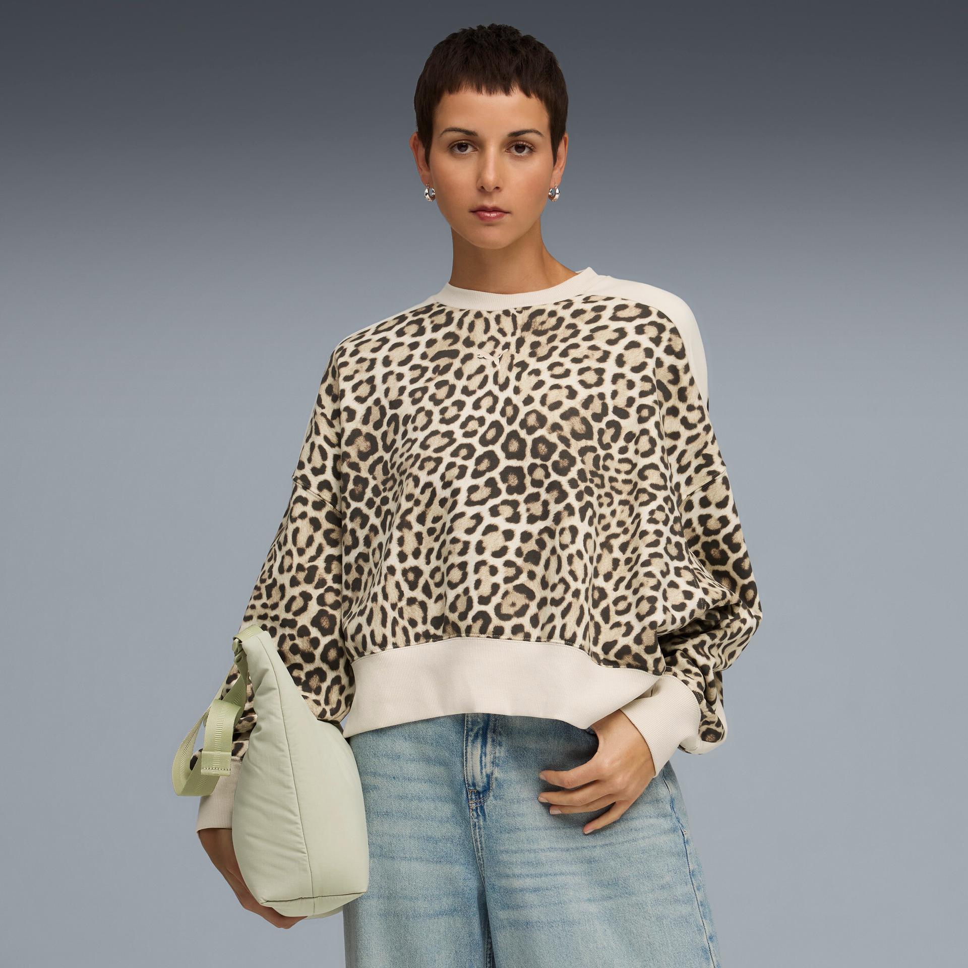 puma t7 leopard luxe women's animal print crewneck sweatshirt in white, size s