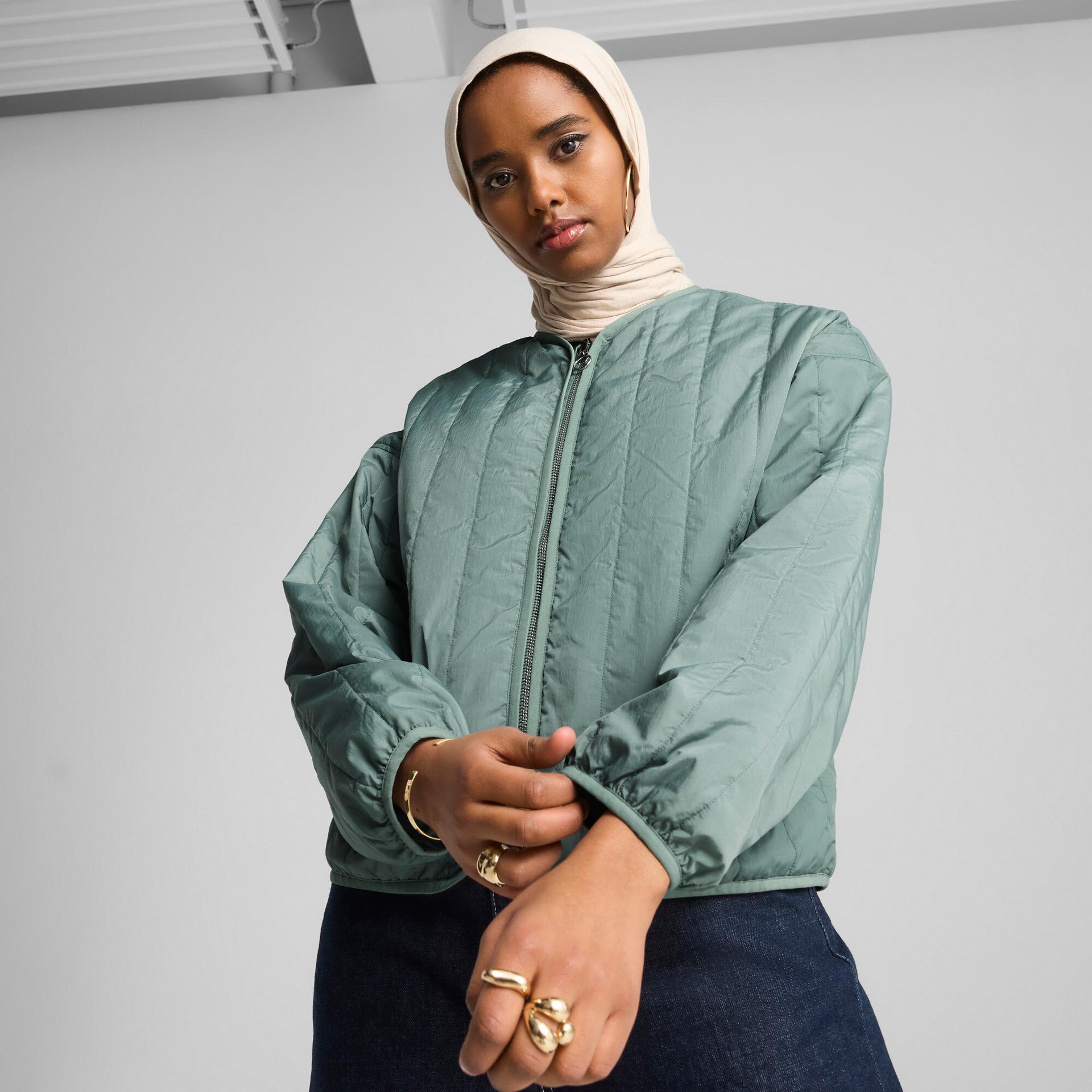 puma wardrobe essentials women's relaxed reversible liner jacket in green, size xs