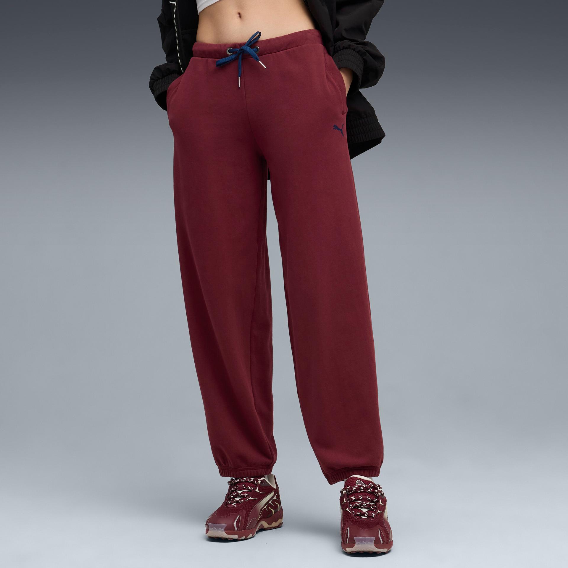 puma x nyc women's oversized joggers pant in red, size xs