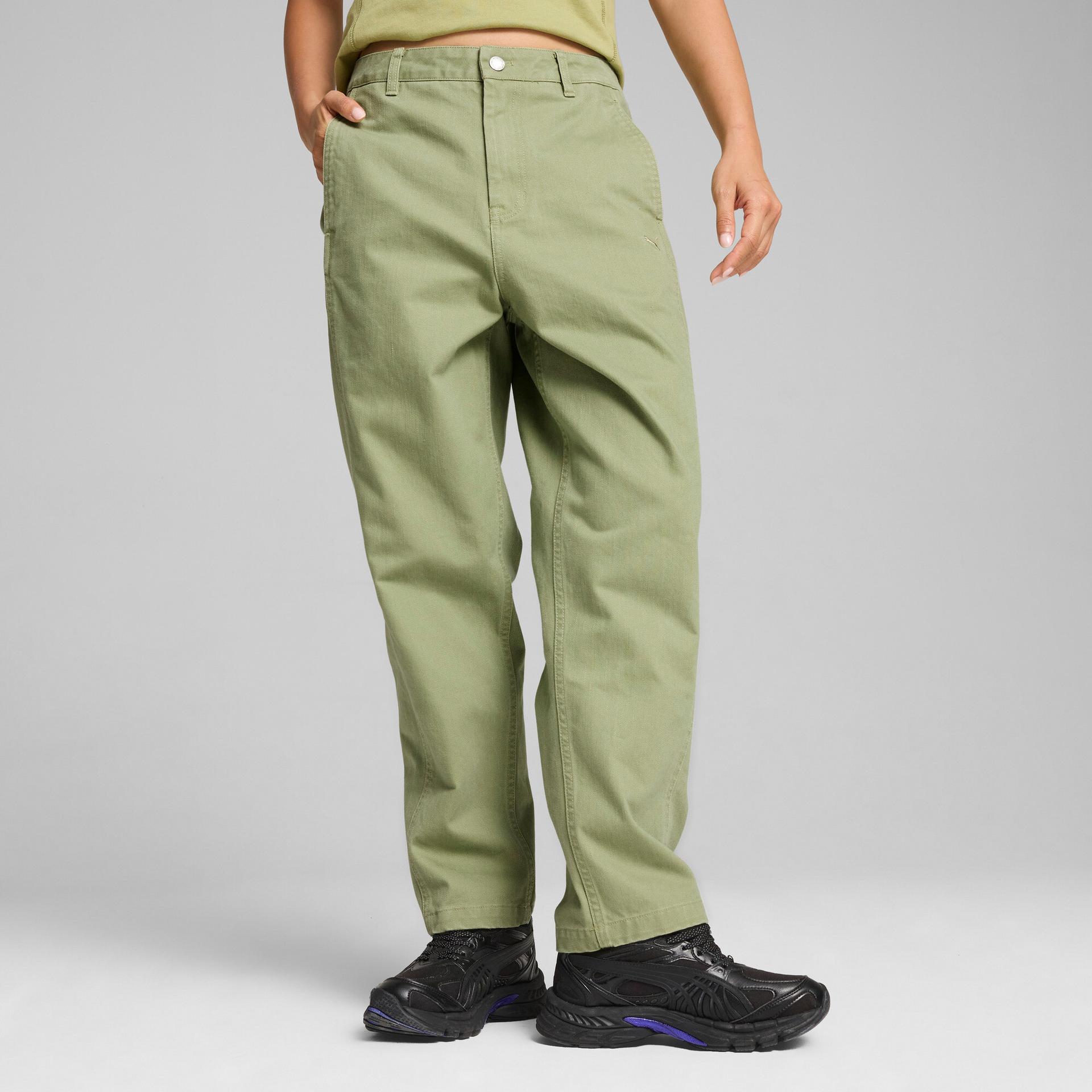 puma yona women's cargo pants in green, size m