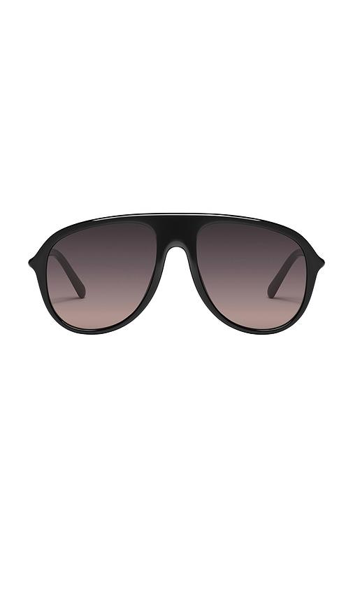 quay chart topper sunglasses in black.