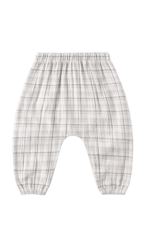 quincy mae woven pant in blue.