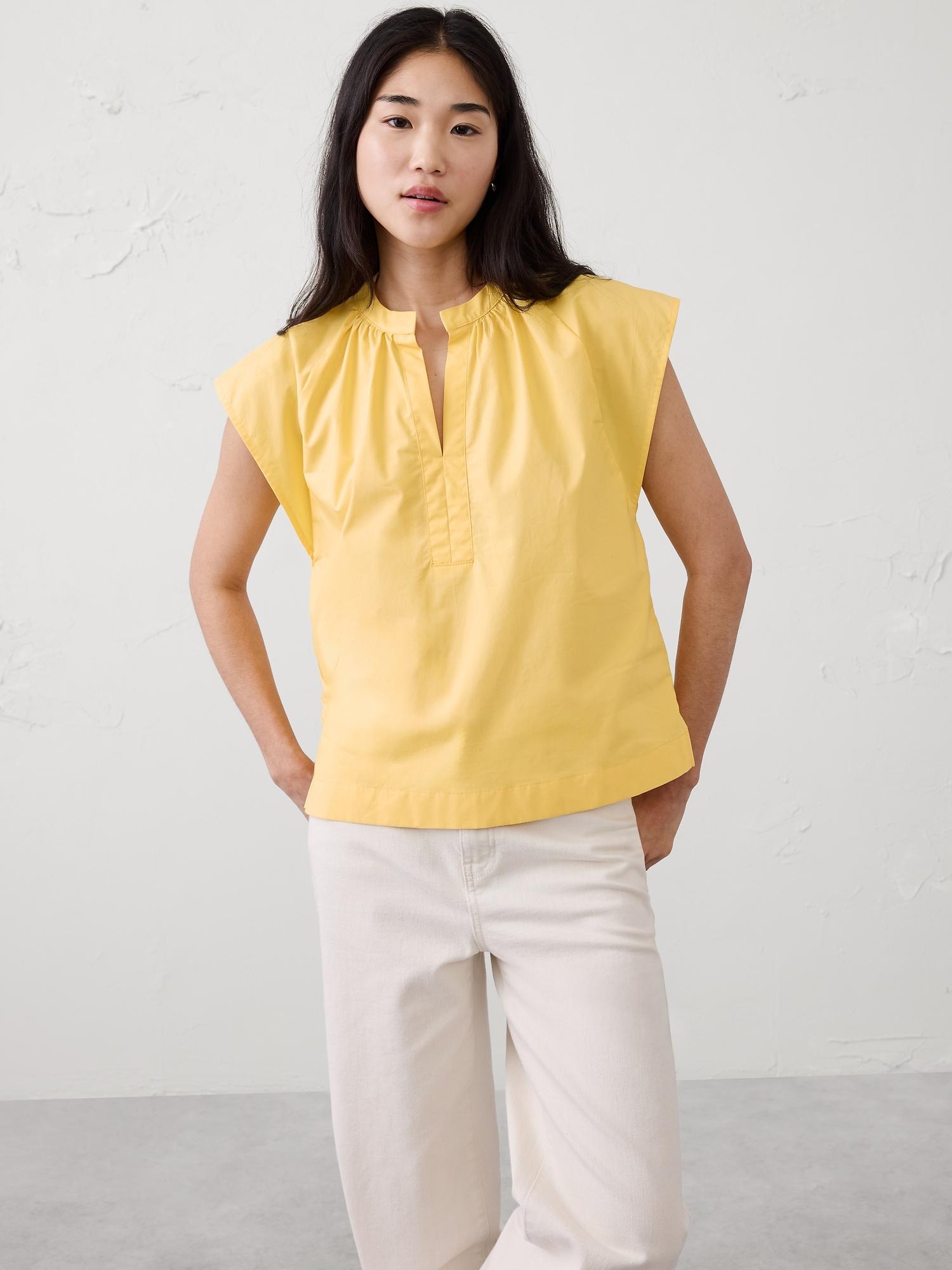 raglan-sleeve top