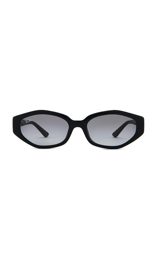 ray-ban square sunglasses in black.