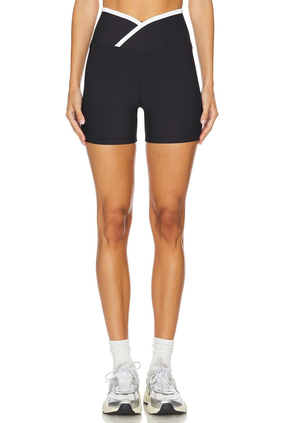 recycled 6" v waist biker short