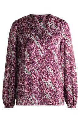 regular-fit blouse with v neckline in printed satin- pink women's business blouses