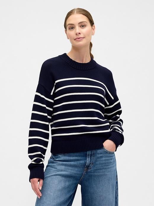 relaxed cable-knit crewneck sweater