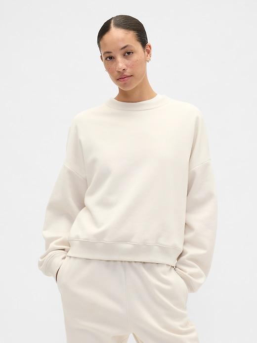 relaxed crewneck sweatshirt
