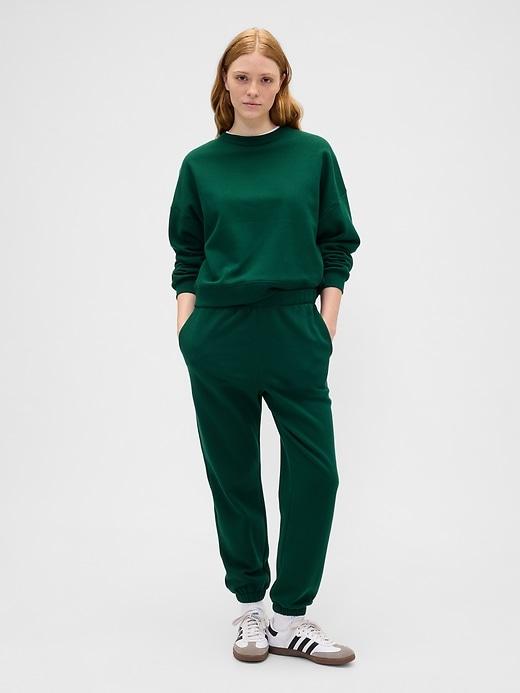 relaxed fleece sweatpants