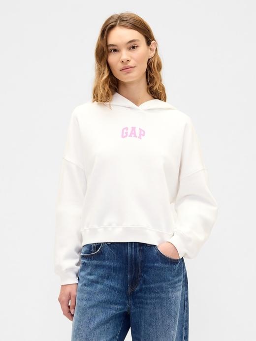 relaxed gap mini-logo cropped hoodie