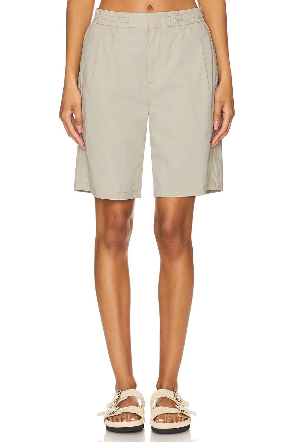 relaxed nylon pleated short