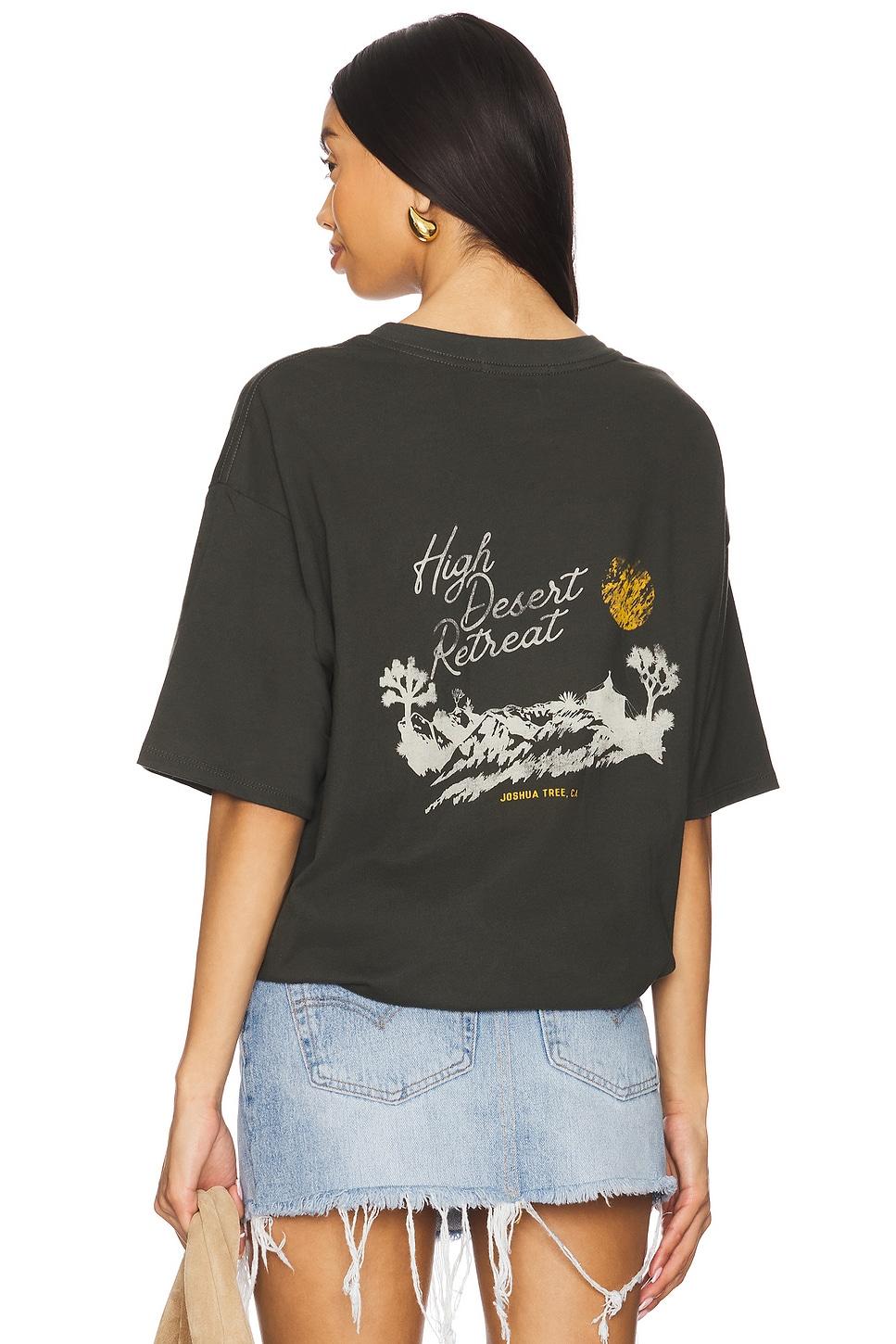 retreat boyfriend tee