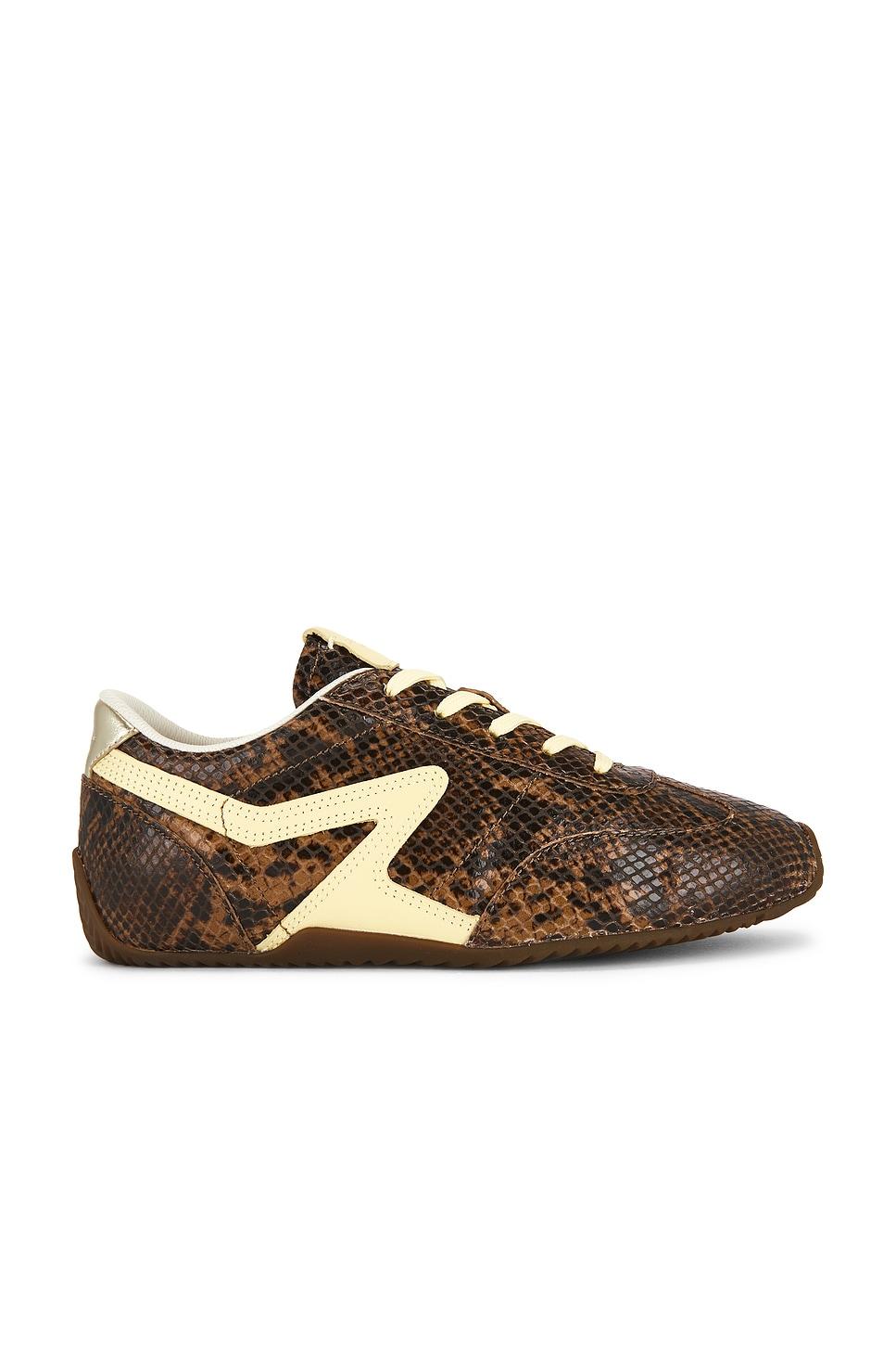 retro runner slim ultra sneaker