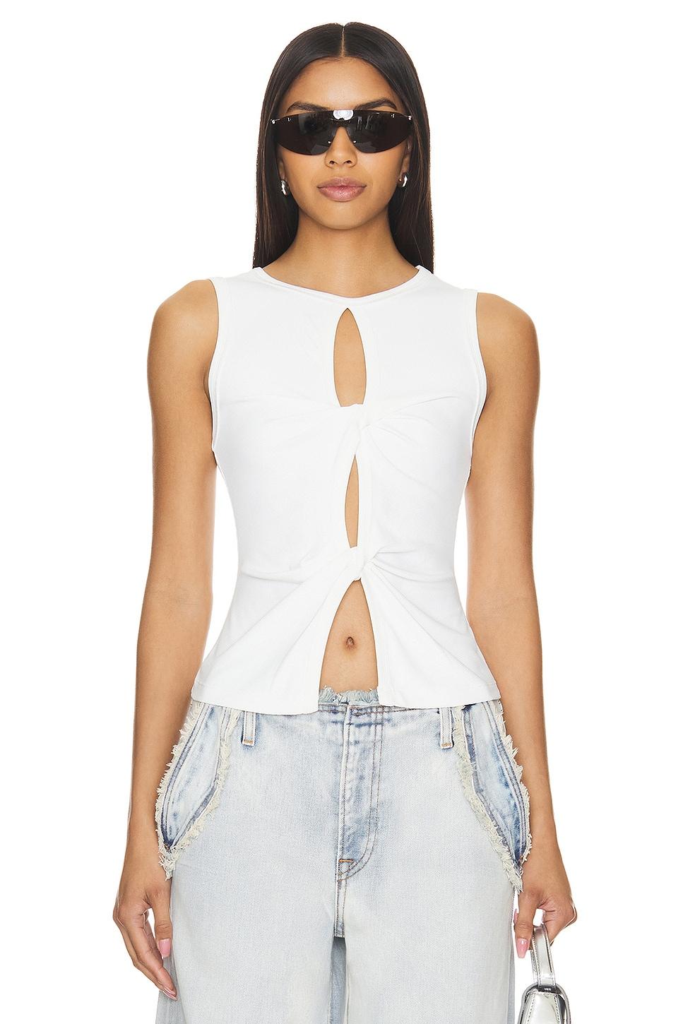 rhyan top