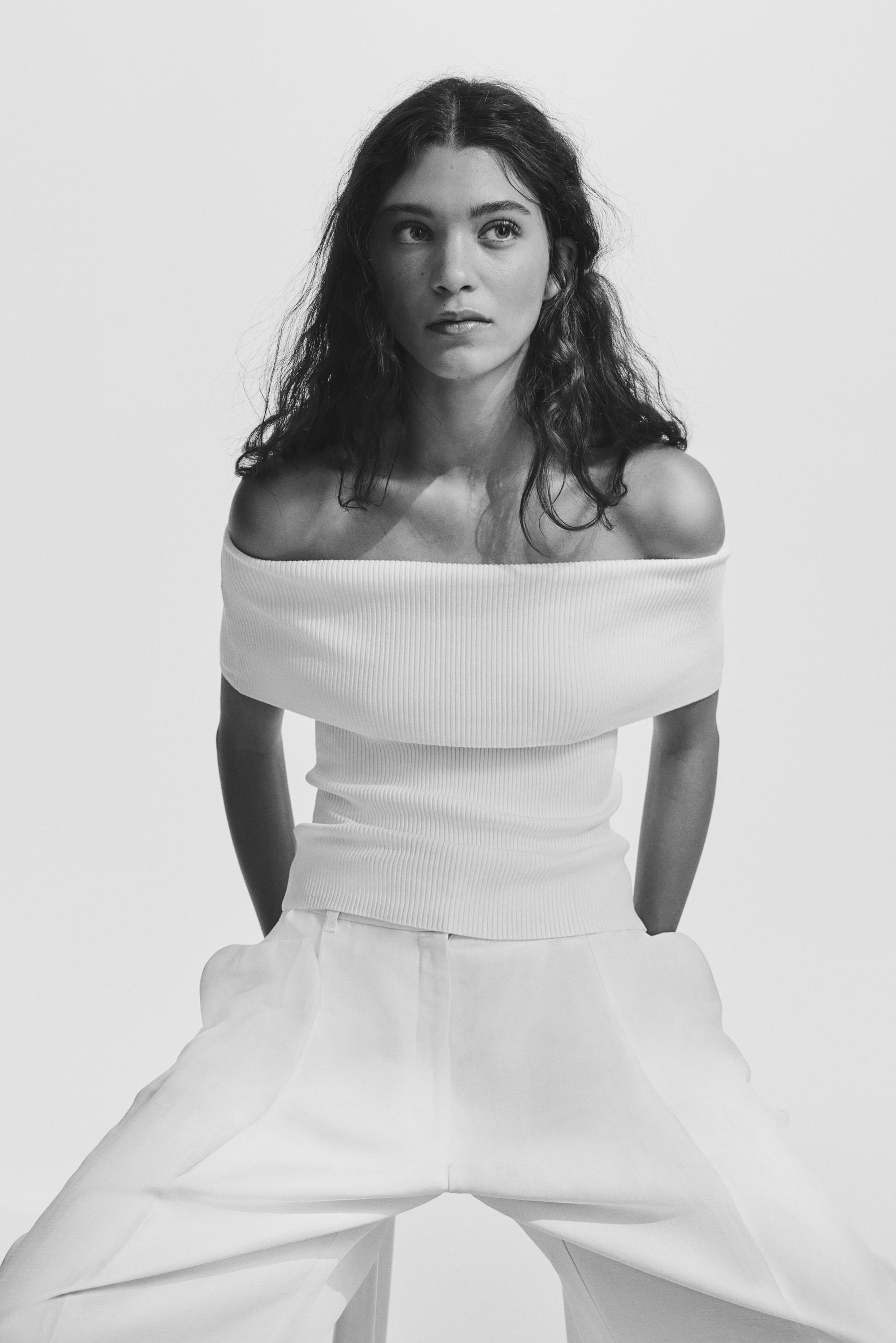 rib-knit off-the-shoulder top