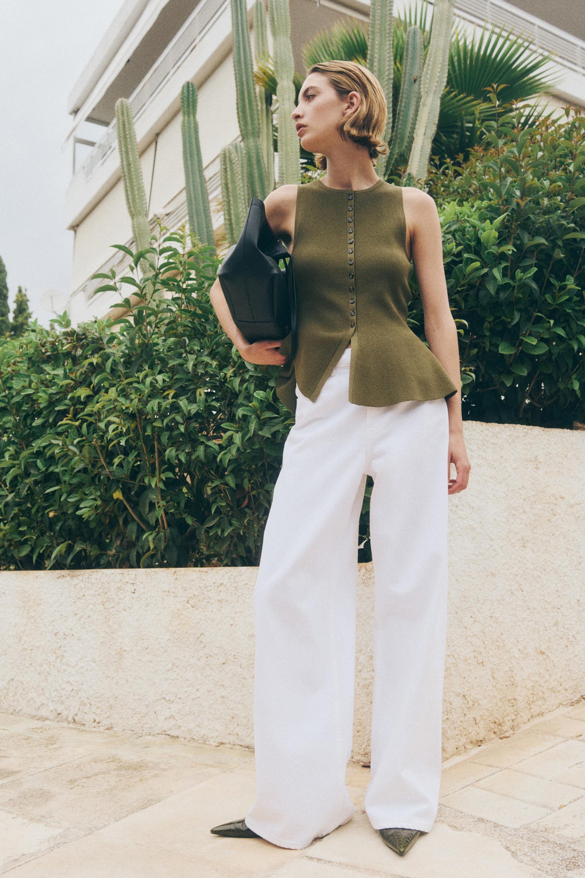 rib-knit peplum sleeveless top