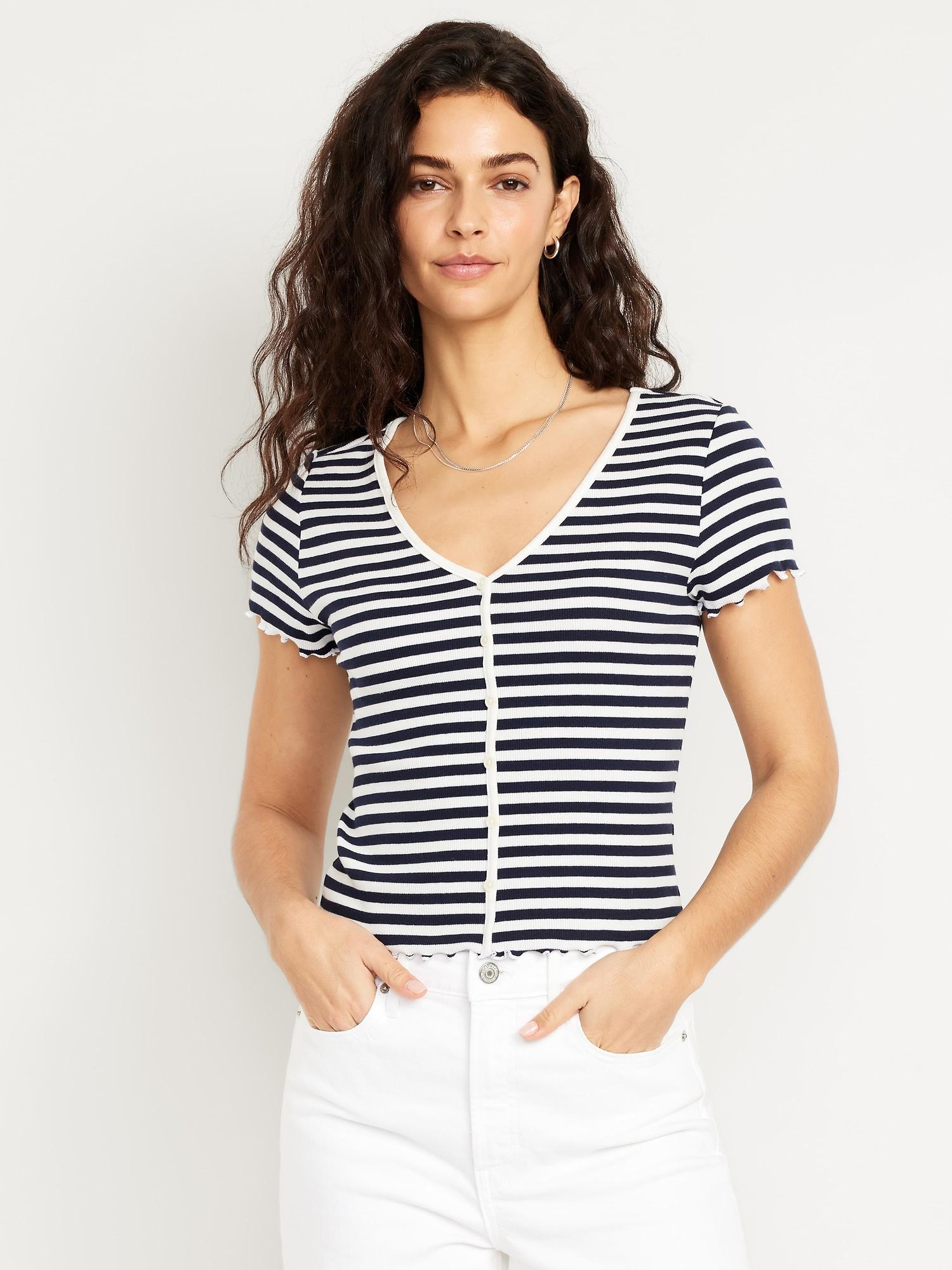 ribbed button-down lettuce-edge top