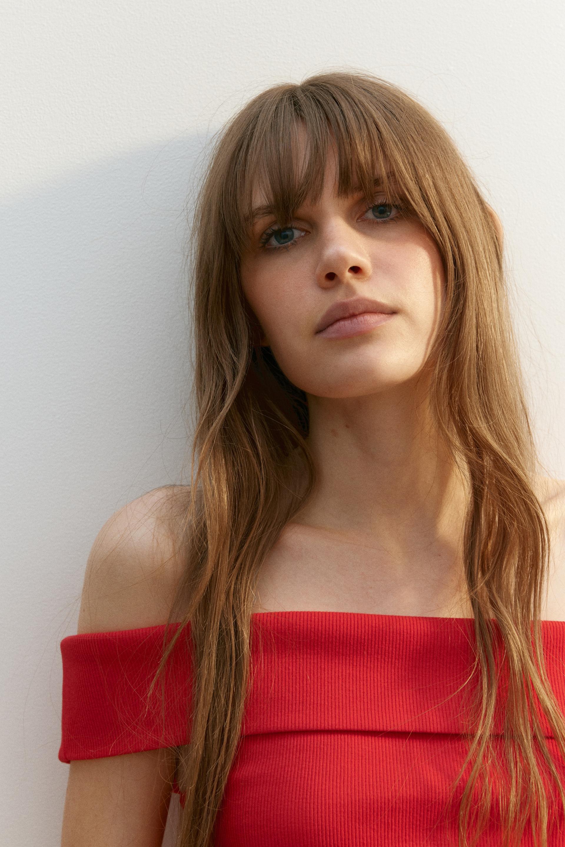 ribbed off-the-shoulder top