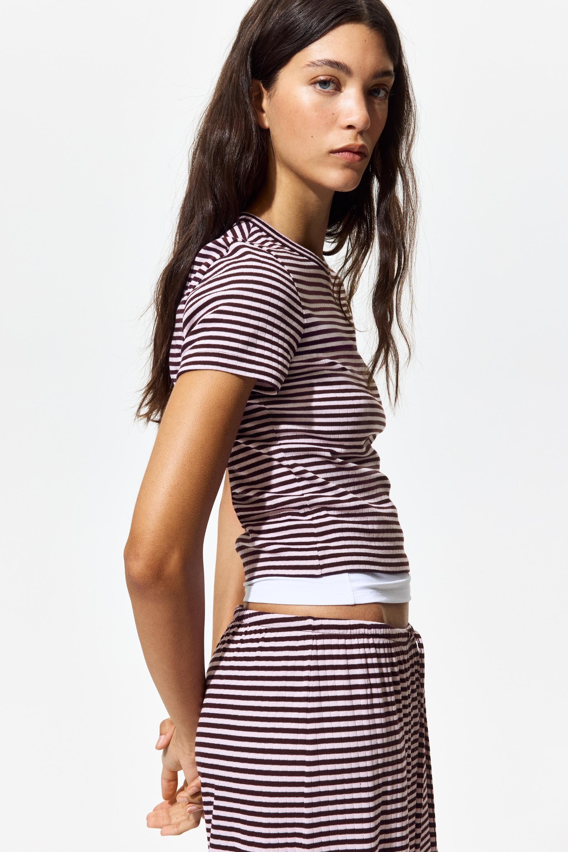 ribbed t-shirt