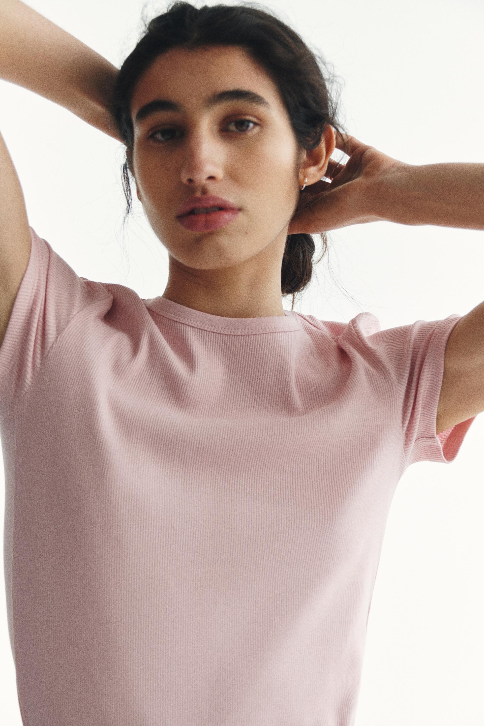 ribbed t-shirt