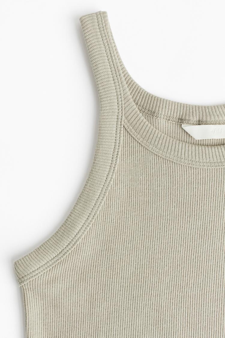 ribbed tank top