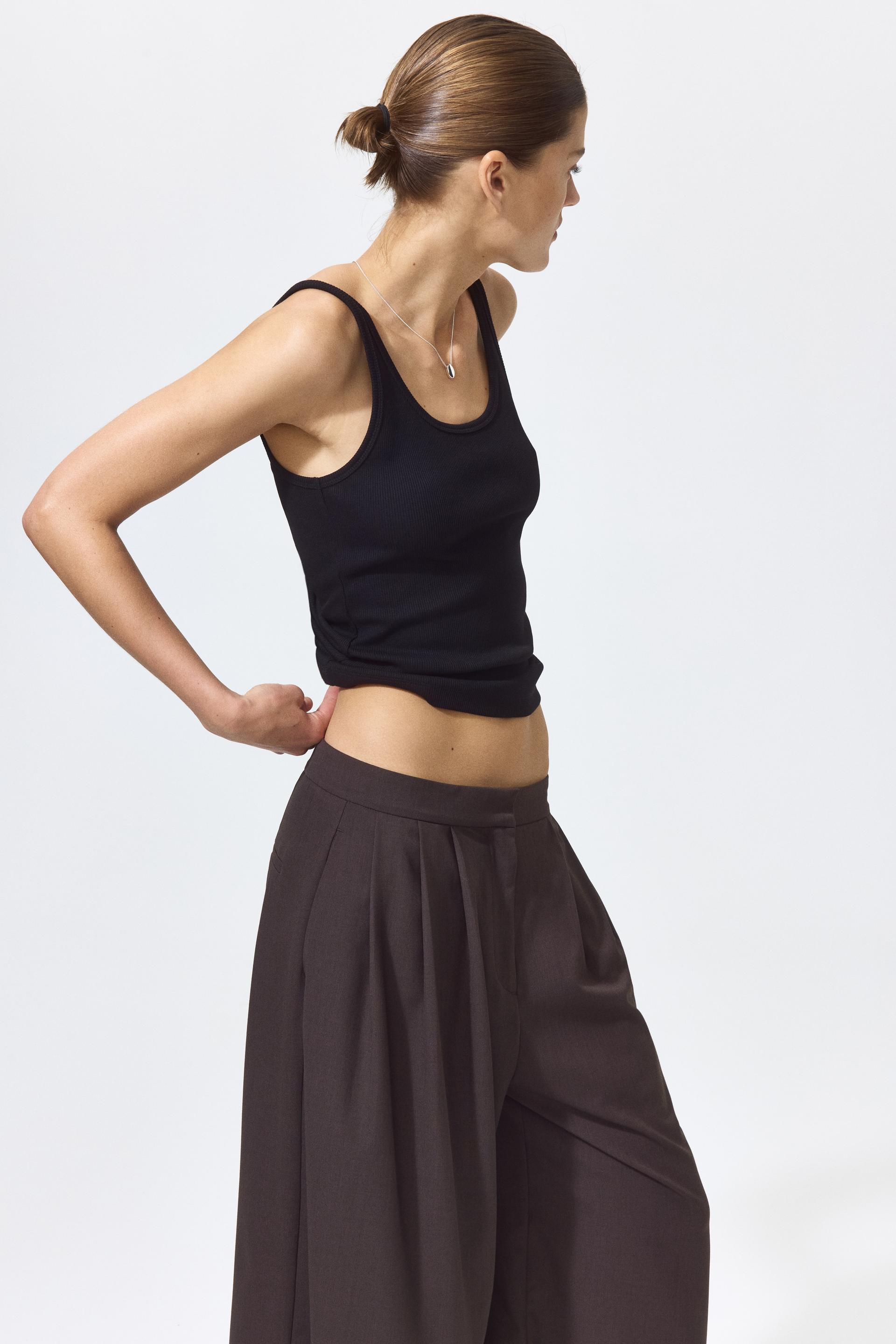 ribbed tank top