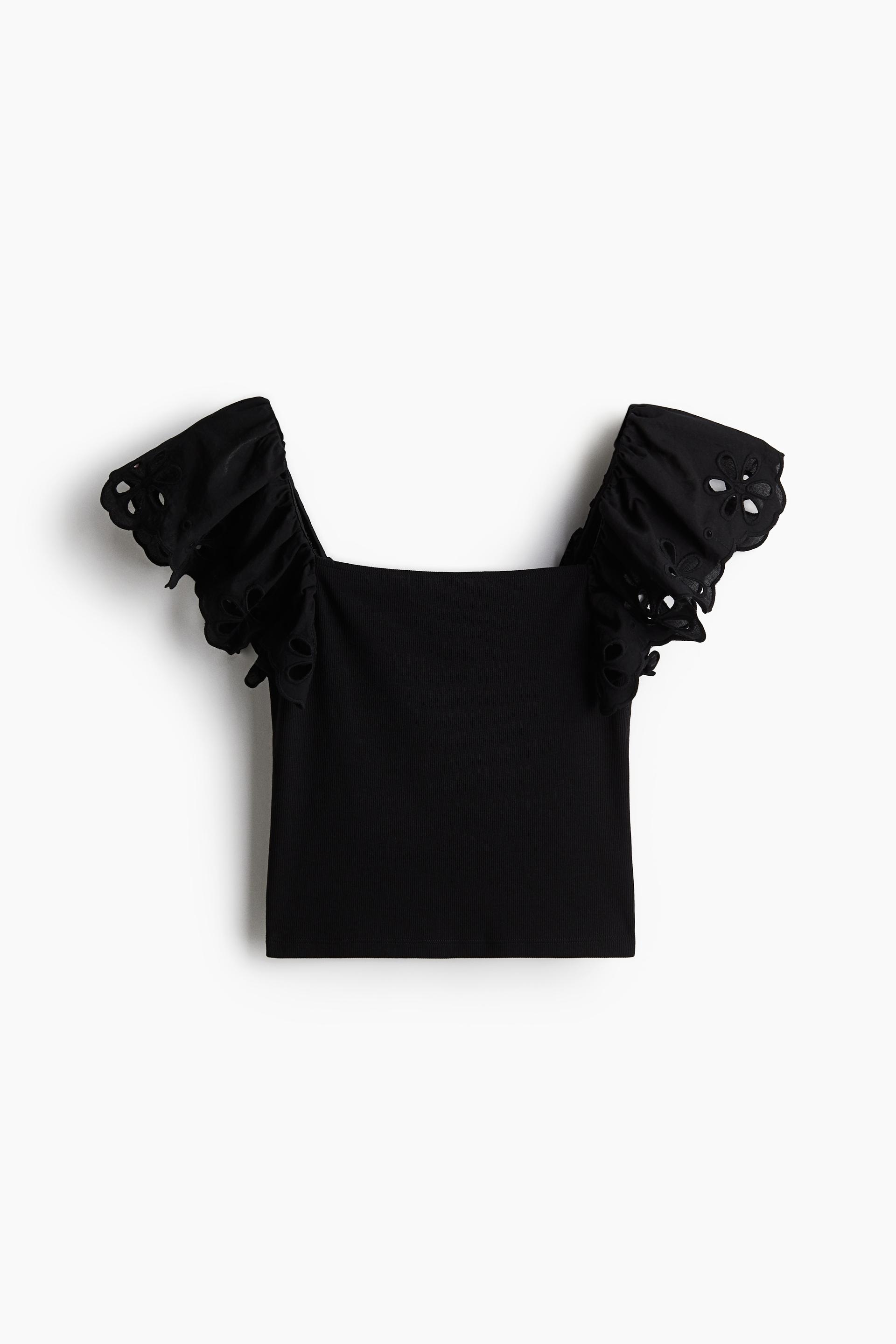 ribbed top with eyelet embroidered detail