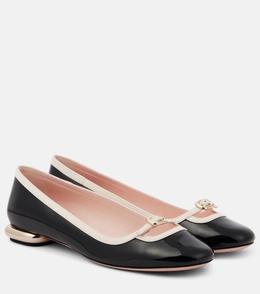 roger vivier viv' podium patent leather ballet flats