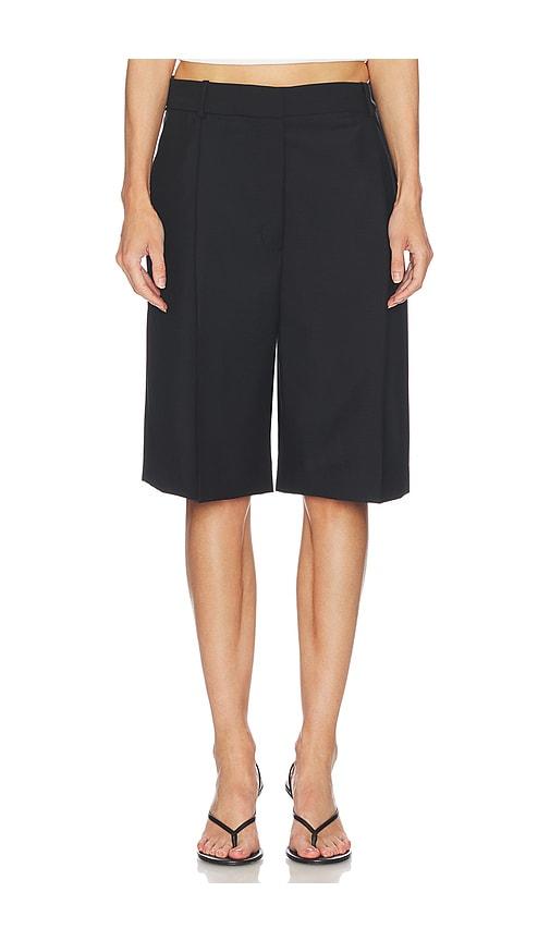 rohe tailored single pleat shorts in black.