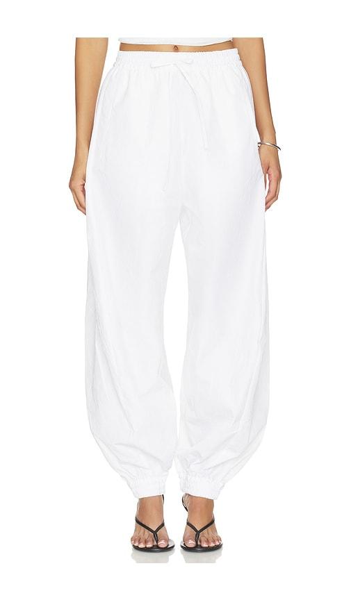 rohe volume crushed cotton trousers in white.