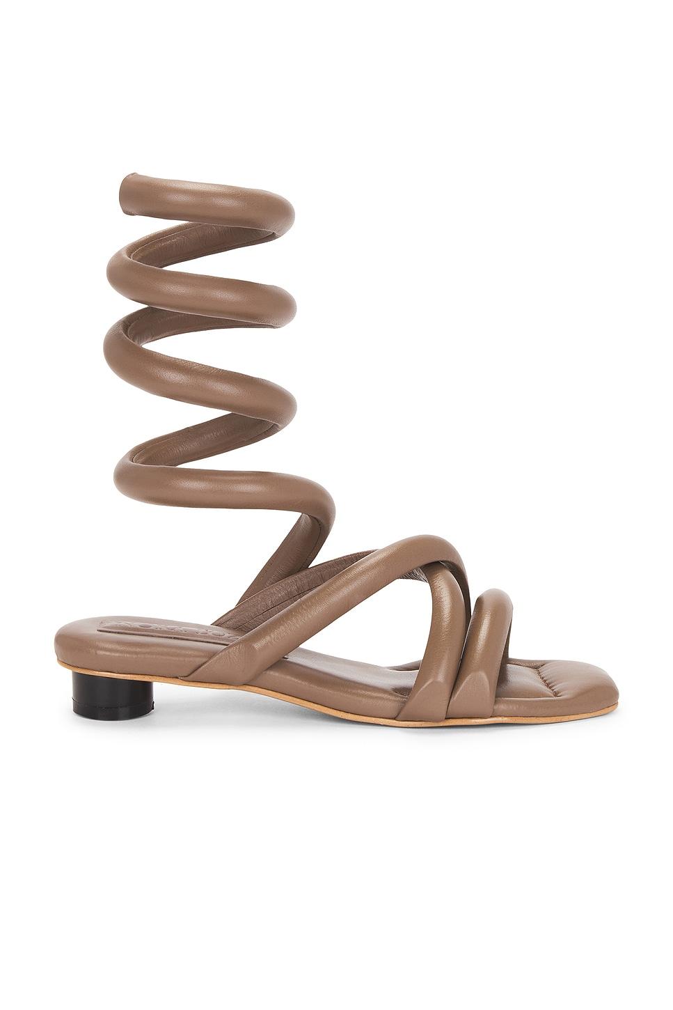 roma sandal