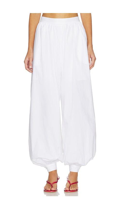 rotate balloon pleated pants in white.