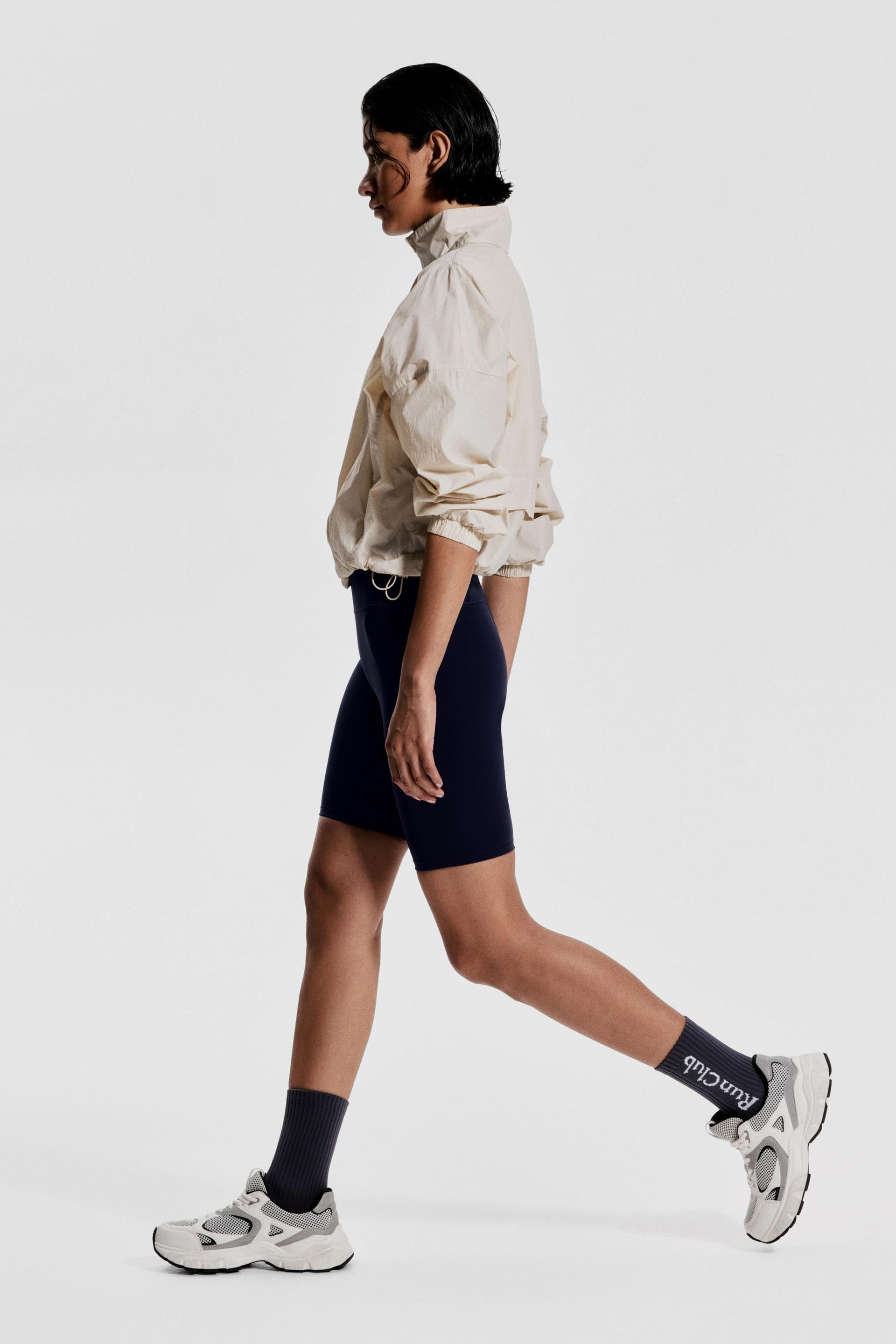running bike shorts with shapemove™