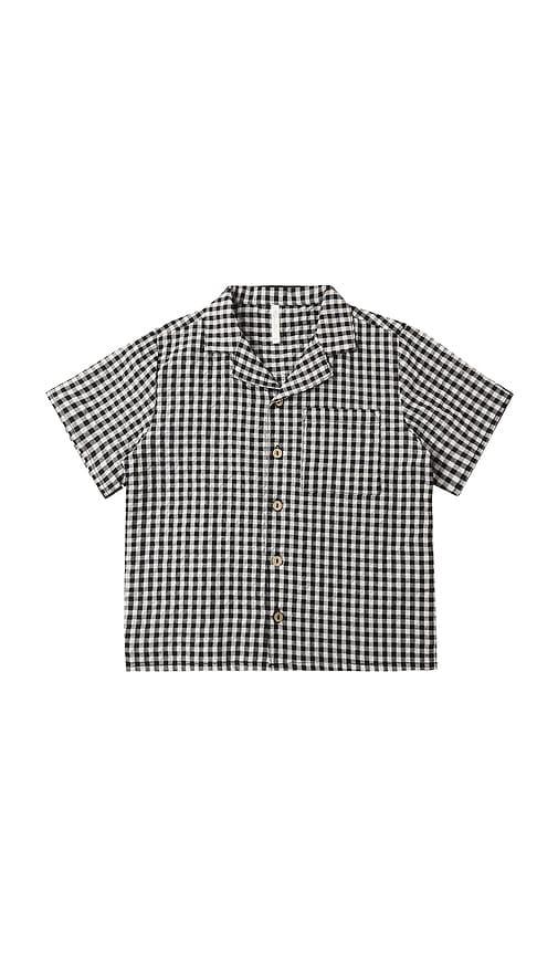 rylee + cru lapel collared shirt in black.