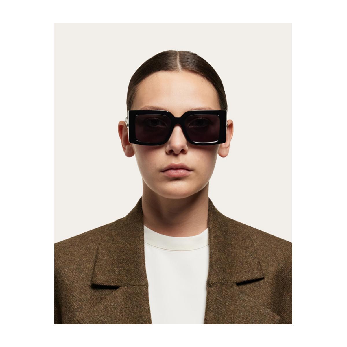 salvatore ferragamo sf2032s 001 black nero 100 acetate occhiali da sole - women