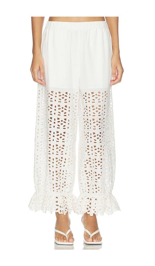 sea leila eyelet pants in white.