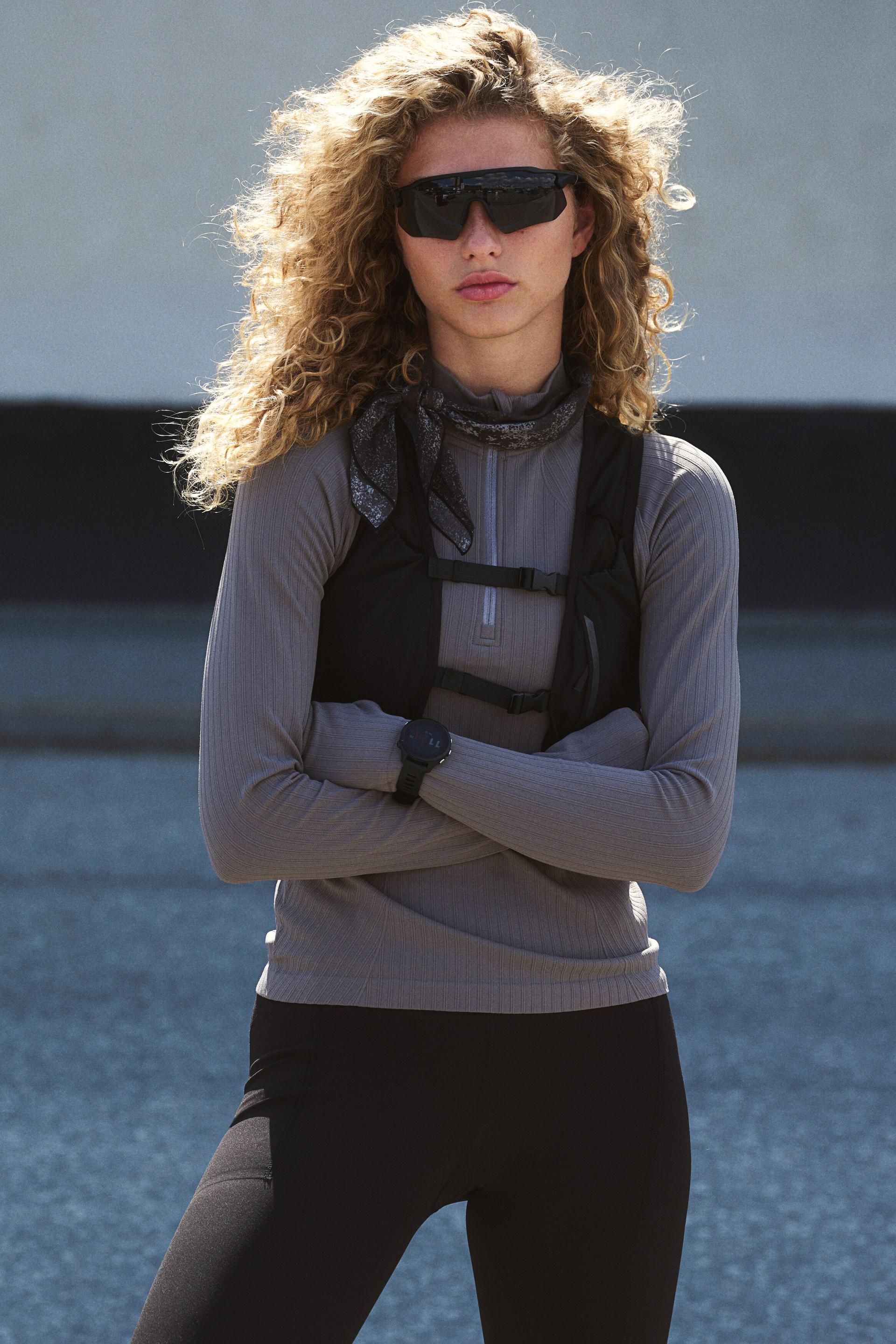 seamless half-zip sports top in drymove™