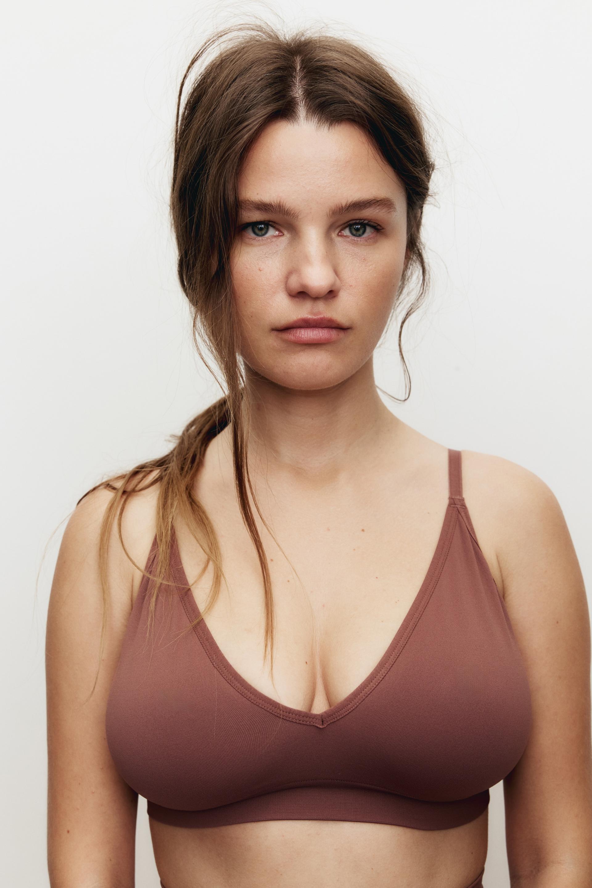 seamless padded soft-cup bra