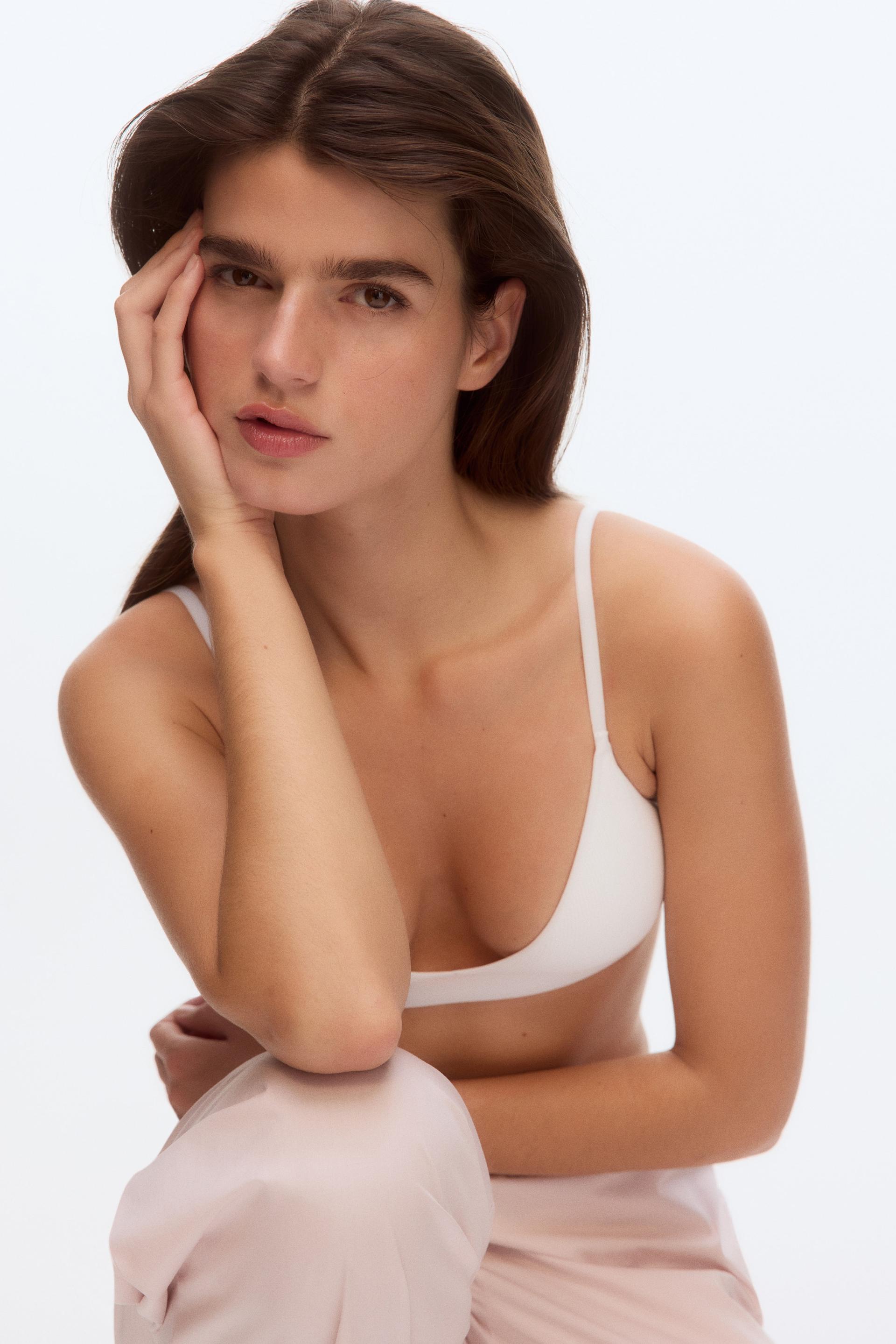 seamless padded soft-cup bra